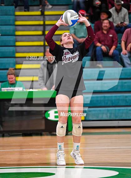 Thumbnail 2 in Johnson City vs Thrall (UIL 2A Region IV Semifinal) photogallery.