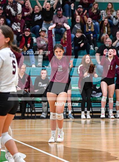 Thumbnail 3 in Johnson City vs Thrall (UIL 2A Region IV Semifinal) photogallery.