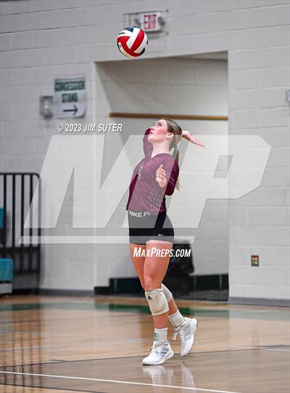 Thumbnail 2 in Johnson City vs Thrall (UIL 2A Region IV Semifinal) photogallery.