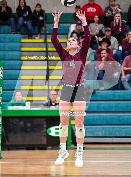 Thumbnail 2 in Johnson City vs Thrall (UIL 2A Region IV Semifinal) photogallery.