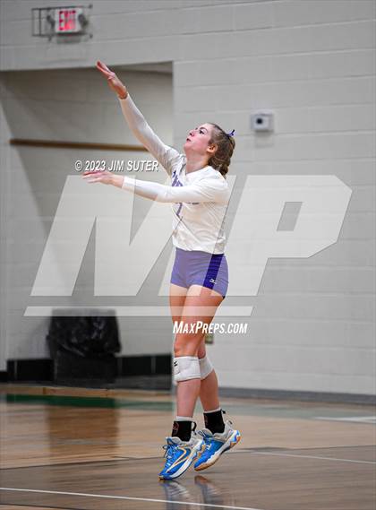 Thumbnail 3 in Johnson City vs Thrall (UIL 2A Region IV Semifinal) photogallery.