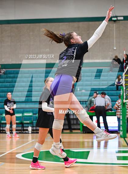 Thumbnail 1 in Johnson City vs Thrall (UIL 2A Region IV Semifinal) photogallery.