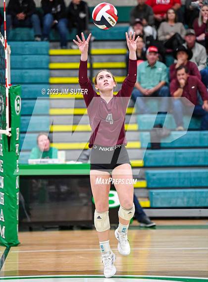 Thumbnail 1 in Johnson City vs Thrall (UIL 2A Region IV Semifinal) photogallery.