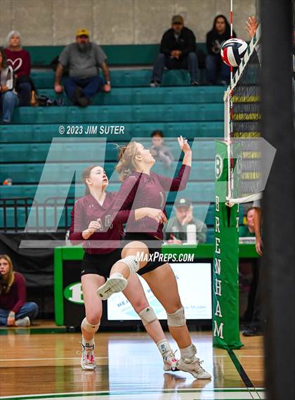 Thumbnail 2 in Johnson City vs Thrall (UIL 2A Region IV Semifinal) photogallery.