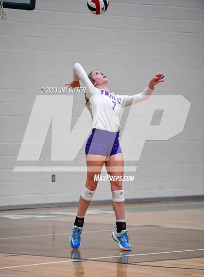 Thumbnail 2 in Johnson City vs Thrall (UIL 2A Region IV Semifinal) photogallery.