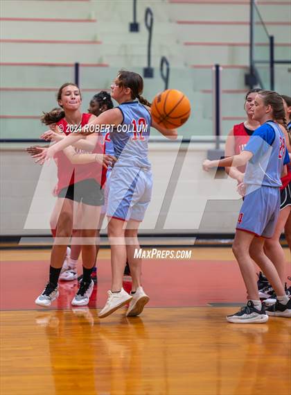 Thumbnail 1 in West Union vs Hickory Flat photogallery.