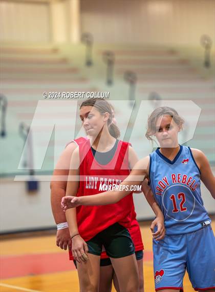 Thumbnail 3 in West Union vs Hickory Flat photogallery.
