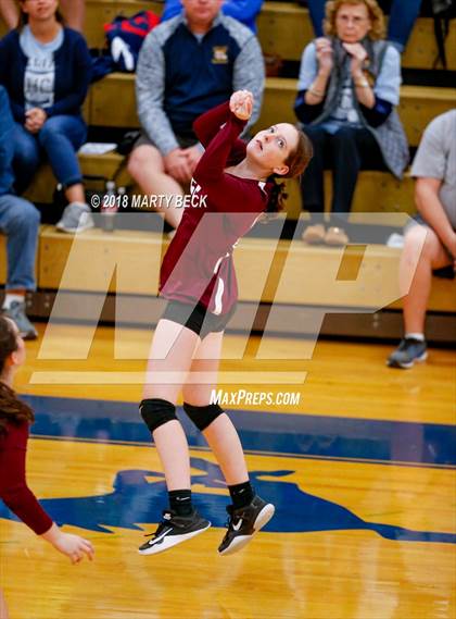 Thumbnail 3 in Helias vs Osage (MSHSAA D9 Semifinal) photogallery.
