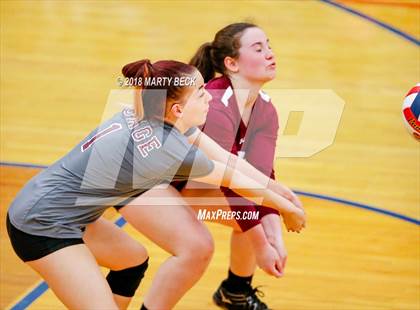 Thumbnail 2 in Helias vs Osage (MSHSAA D9 Semifinal) photogallery.