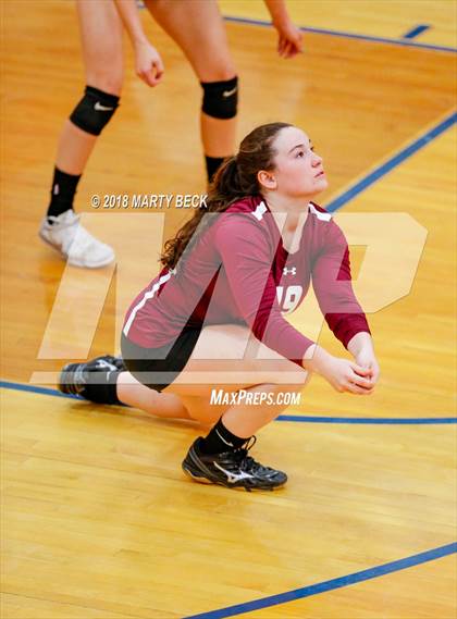 Thumbnail 1 in Helias vs Osage (MSHSAA D9 Semifinal) photogallery.