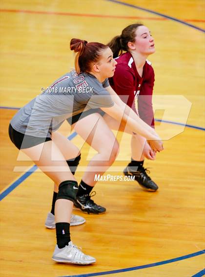 Thumbnail 3 in Helias vs Osage (MSHSAA D9 Semifinal) photogallery.