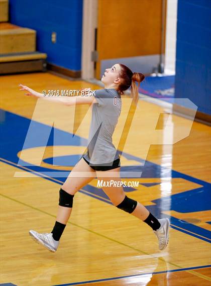 Thumbnail 1 in Helias vs Osage (MSHSAA D9 Semifinal) photogallery.