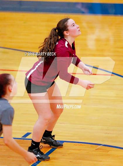 Thumbnail 3 in Helias vs Osage (MSHSAA D9 Semifinal) photogallery.