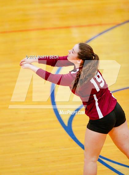 Thumbnail 2 in Helias vs Osage (MSHSAA D9 Semifinal) photogallery.