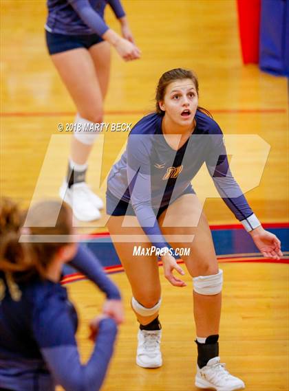 Thumbnail 2 in Helias vs Osage (MSHSAA D9 Semifinal) photogallery.