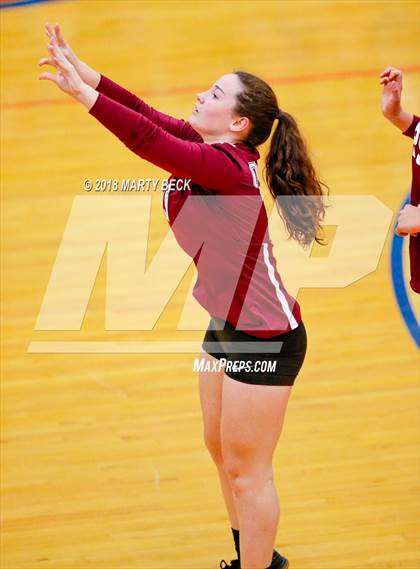 Thumbnail 1 in Helias vs Osage (MSHSAA D9 Semifinal) photogallery.