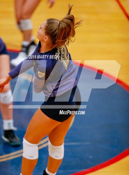 Thumbnail 3 in Helias vs Osage (MSHSAA D9 Semifinal) photogallery.