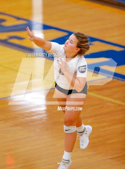 Thumbnail 1 in Helias vs Osage (MSHSAA D9 Semifinal) photogallery.