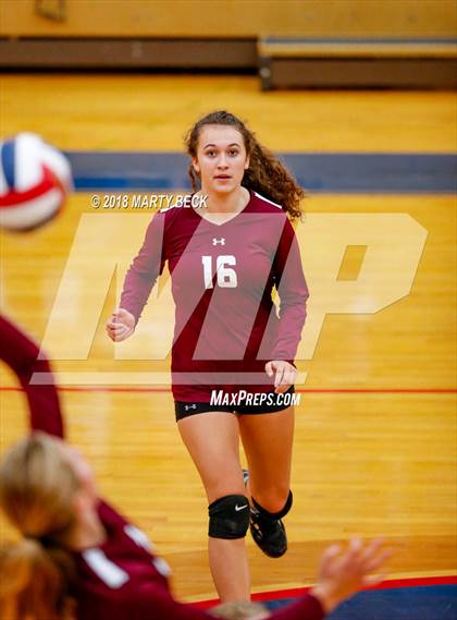 Thumbnail 1 in Helias vs Osage (MSHSAA D9 Semifinal) photogallery.
