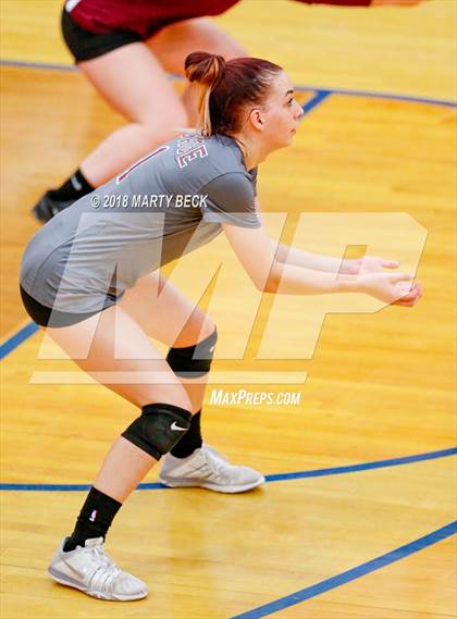 Thumbnail 2 in Helias vs Osage (MSHSAA D9 Semifinal) photogallery.