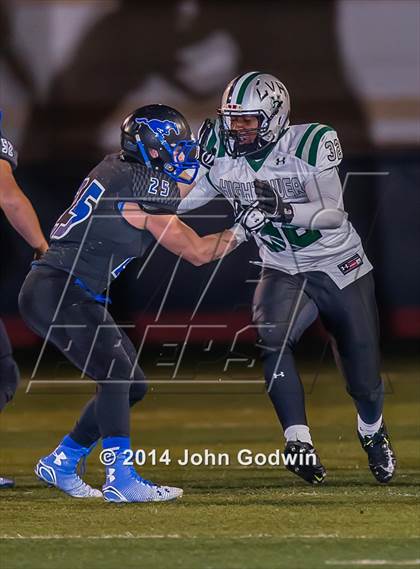 Thumbnail 3 in Fort Bend Hightower vs. Friendswood UIL Region 3 6A Div 2 Bi-district) photogallery.