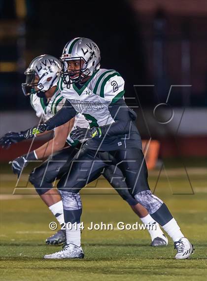 Thumbnail 3 in Fort Bend Hightower vs. Friendswood UIL Region 3 6A Div 2 Bi-district) photogallery.