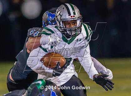 Thumbnail 2 in Fort Bend Hightower vs. Friendswood UIL Region 3 6A Div 2 Bi-district) photogallery.