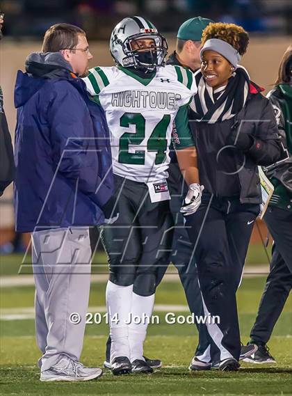Thumbnail 2 in Fort Bend Hightower vs. Friendswood UIL Region 3 6A Div 2 Bi-district) photogallery.