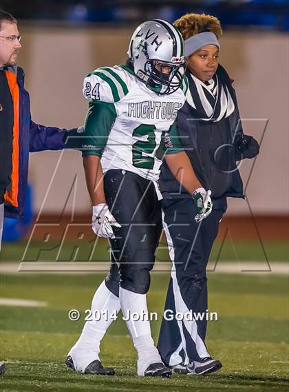 Thumbnail 3 in Fort Bend Hightower vs. Friendswood UIL Region 3 6A Div 2 Bi-district) photogallery.