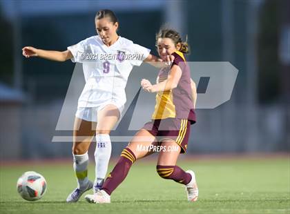 Thumbnail 2 in Holy Family @ Windsor (CHSAA 4A Quarterfinals) photogallery.