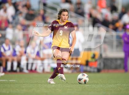 Thumbnail 2 in Holy Family @ Windsor (CHSAA 4A Quarterfinals) photogallery.