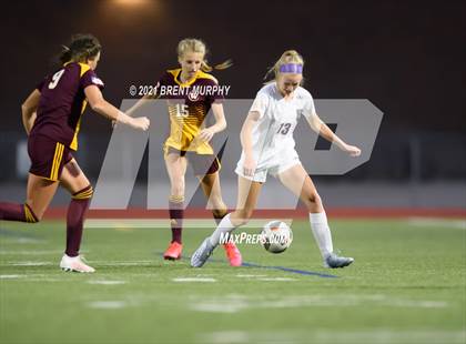 Thumbnail 3 in Holy Family @ Windsor (CHSAA 4A Quarterfinals) photogallery.