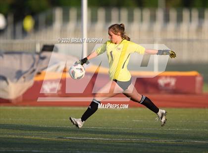 Thumbnail 3 in Holy Family @ Windsor (CHSAA 4A Quarterfinals) photogallery.