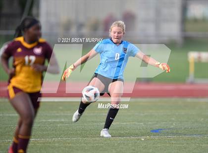 Thumbnail 1 in Holy Family @ Windsor (CHSAA 4A Quarterfinals) photogallery.
