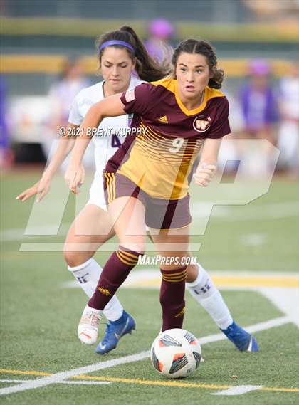 Thumbnail 3 in Holy Family @ Windsor (CHSAA 4A Quarterfinals) photogallery.