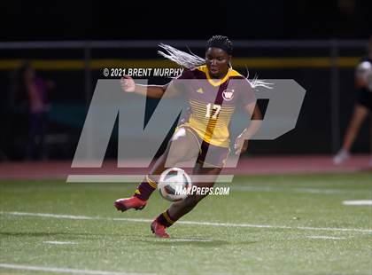 Thumbnail 1 in Holy Family @ Windsor (CHSAA 4A Quarterfinals) photogallery.