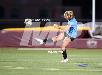 Thumbnail 3 in Holy Family @ Windsor (CHSAA 4A Quarterfinals) photogallery.