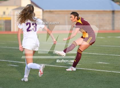 Thumbnail 2 in Holy Family @ Windsor (CHSAA 4A Quarterfinals) photogallery.