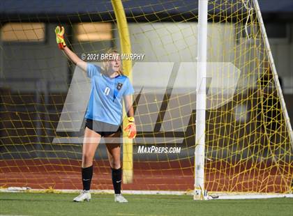 Thumbnail 2 in Holy Family @ Windsor (CHSAA 4A Quarterfinals) photogallery.