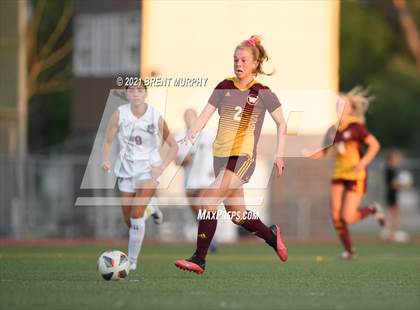 Thumbnail 1 in Holy Family @ Windsor (CHSAA 4A Quarterfinals) photogallery.
