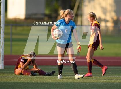 Thumbnail 1 in Holy Family @ Windsor (CHSAA 4A Quarterfinals) photogallery.
