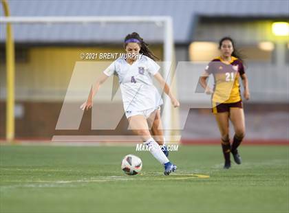Thumbnail 3 in Holy Family @ Windsor (CHSAA 4A Quarterfinals) photogallery.