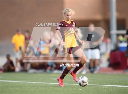 Thumbnail 1 in Holy Family @ Windsor (CHSAA 4A Quarterfinals) photogallery.