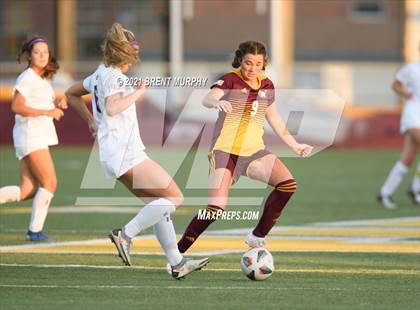Thumbnail 3 in Holy Family @ Windsor (CHSAA 4A Quarterfinals) photogallery.