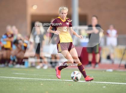 Thumbnail 2 in Holy Family @ Windsor (CHSAA 4A Quarterfinals) photogallery.