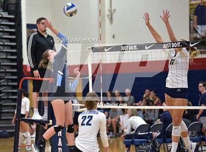 Thumbnail 1 in La Costa Canyon vs. Centennial (Durango Fall Classic) photogallery.