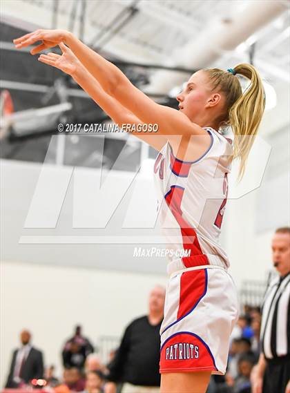 Thumbnail 3 in University @ Secaucus (NJSIAA North 2 Group 1 Final)  photogallery.