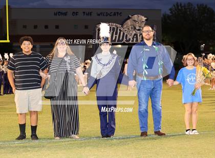 Thumbnail 3 in Willow Canyon Senior Night photogallery.