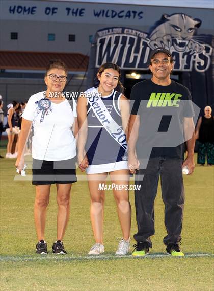 Thumbnail 3 in Willow Canyon Senior Night photogallery.