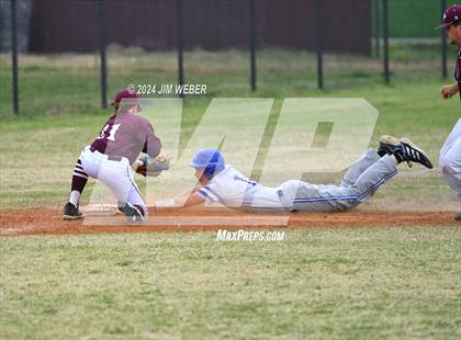 Thumbnail 3 in Braggs @ Webbers Falls (Game 1) photogallery.